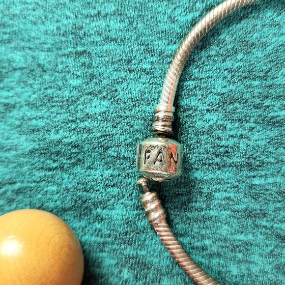 PANDORA - Sterling Silver Chain Bracelet - 8 1/4" Long - Picture 3 of 10